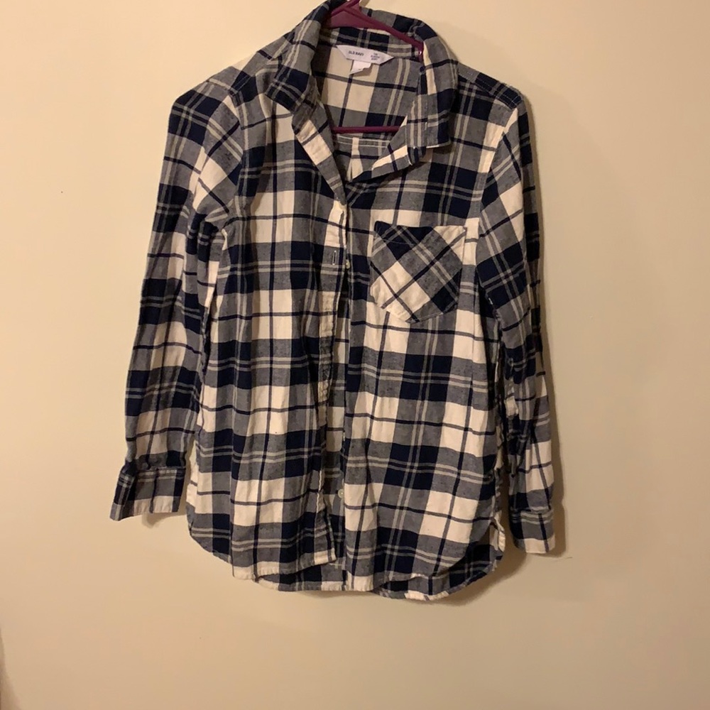 Old Navy button down flannel !!